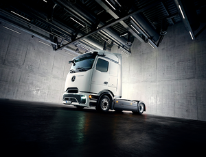 Mercedes-Benz eActros ganha versão Lowliner