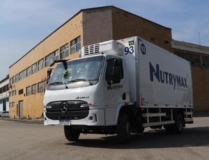 Nutrymax compra 114 caminhões Mercedes-Benz para renovar frota