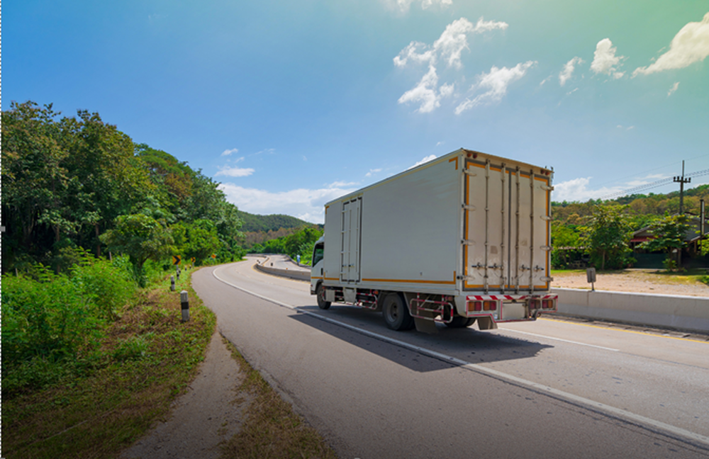 Aprovação ambiental de caminhões chega a 98,3% em São Paulo