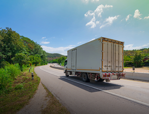 Aprovação ambiental de caminhões chega a 98,3% em São Paulo