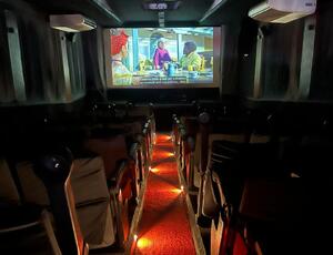 Carreta leva cinema gratuito a seis estados brasileiros