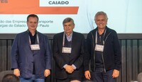 Caiado recebe propostas do transporte de cargas em encontro com empresários de SP