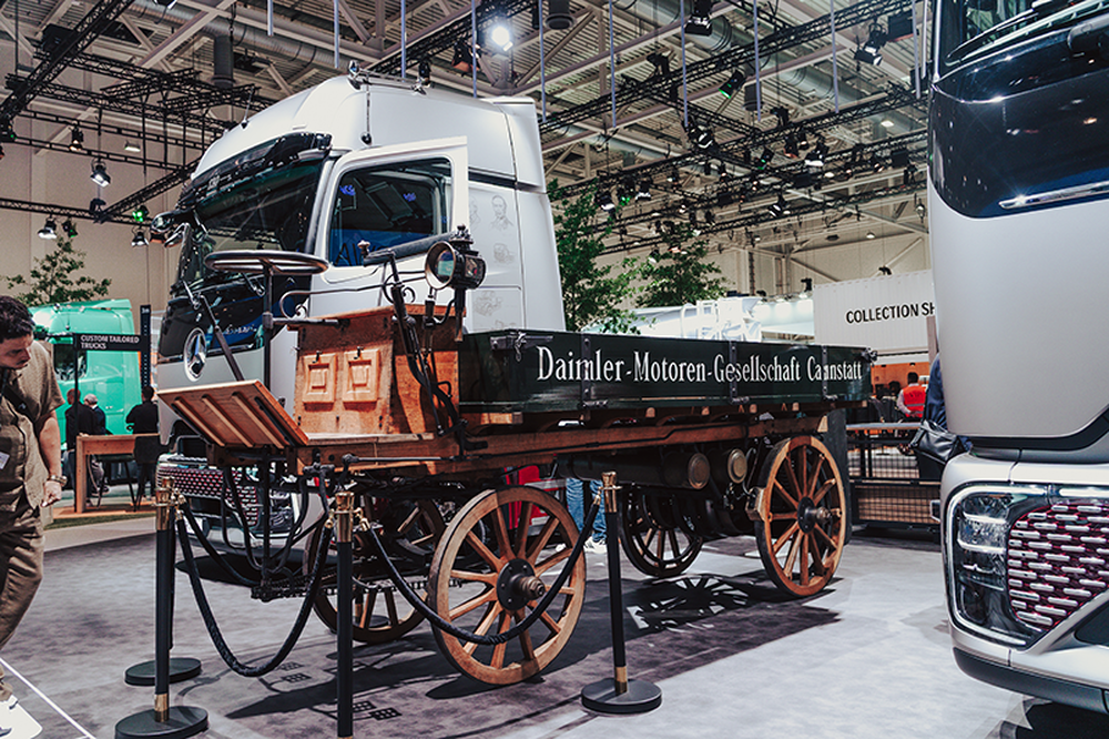 Confira as novidades da Daimler Truck na IAA Transportation 2026